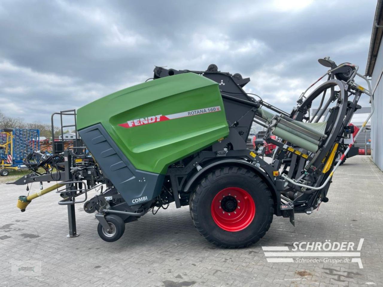Rundballenwickelgerät типа Fendt ROTANA 160 V COMBI | 25 MESSER, Gebrauchtmaschine в Westerstede (Фотография 4)